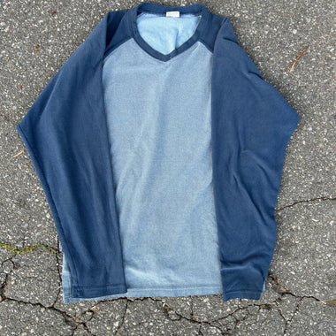 blue shirt