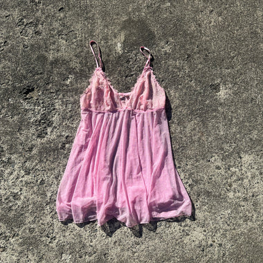 girls pink shirt