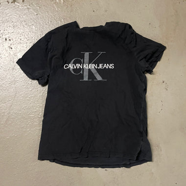 CK black shirt