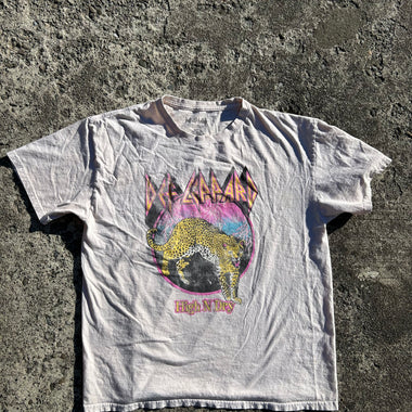 def lepard shirt