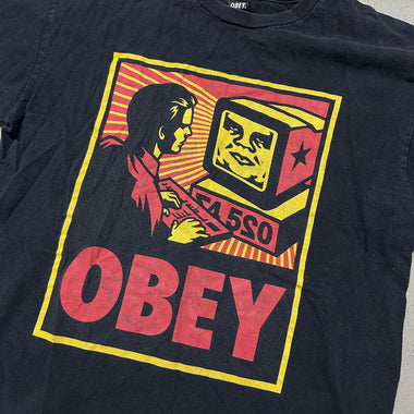 obey shirt